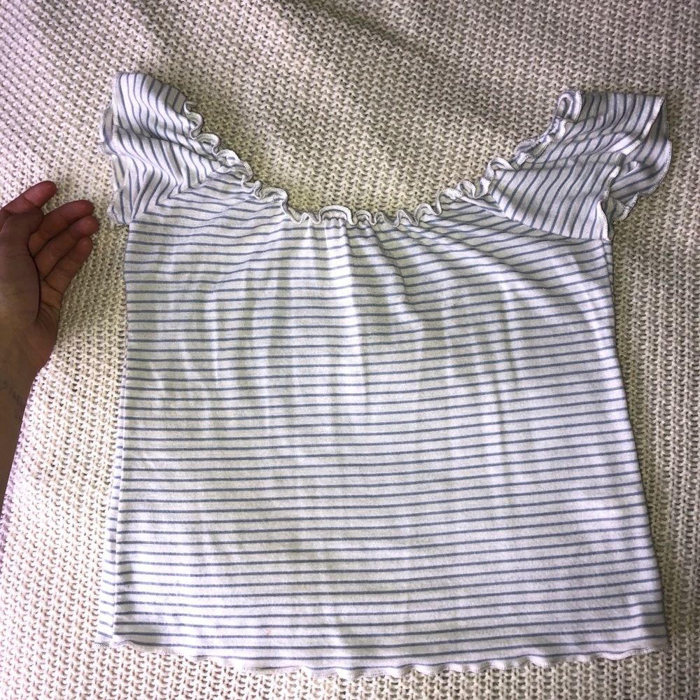 Brandy Melville off shoulder top